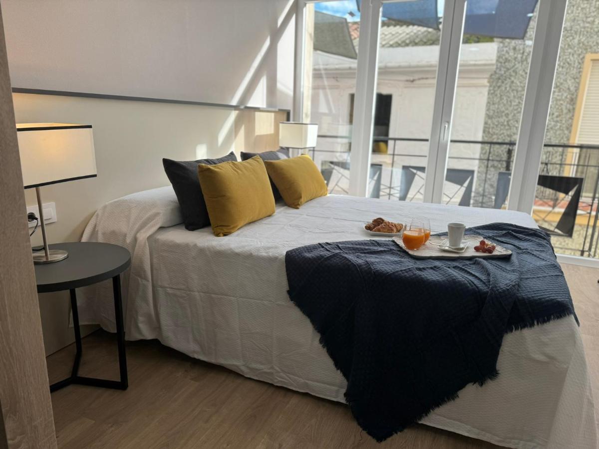Apartamentos San Juan Suites Badajoz Dış mekan fotoğraf
